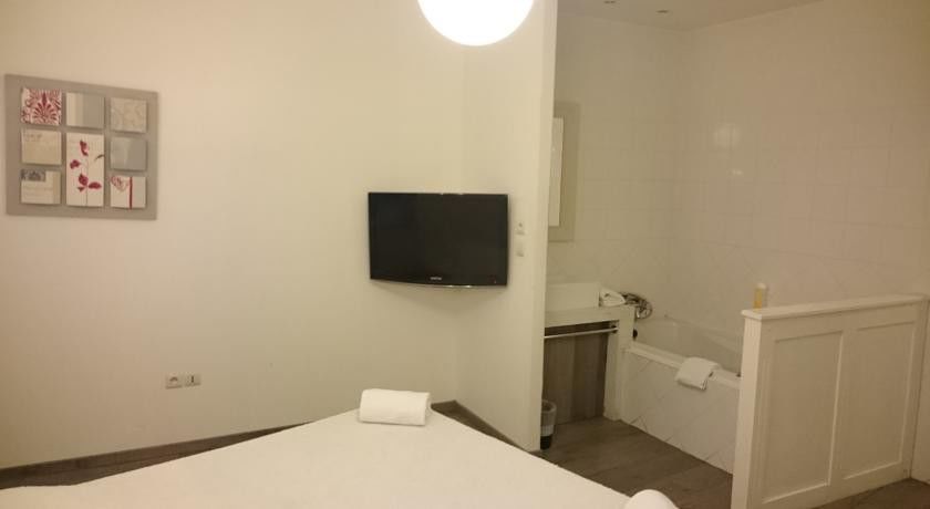 Hotel Le 5 Martigues Kültér fotó