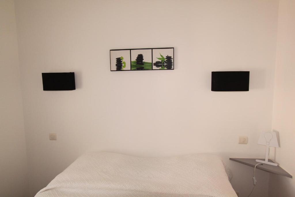 Hotel Le 5 Martigues Szoba fotó